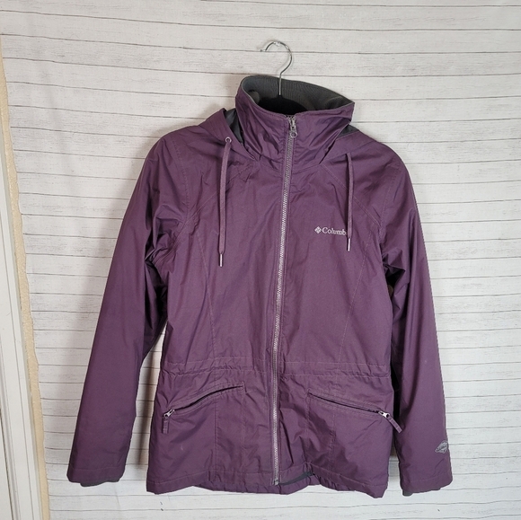 COLUMBIA OMNI TECH PURPLE LIGHTWEIGHT HOODED PARKA, SZ SMALL - Picture 2 of 15